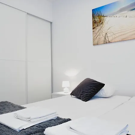 Omerka Apartment